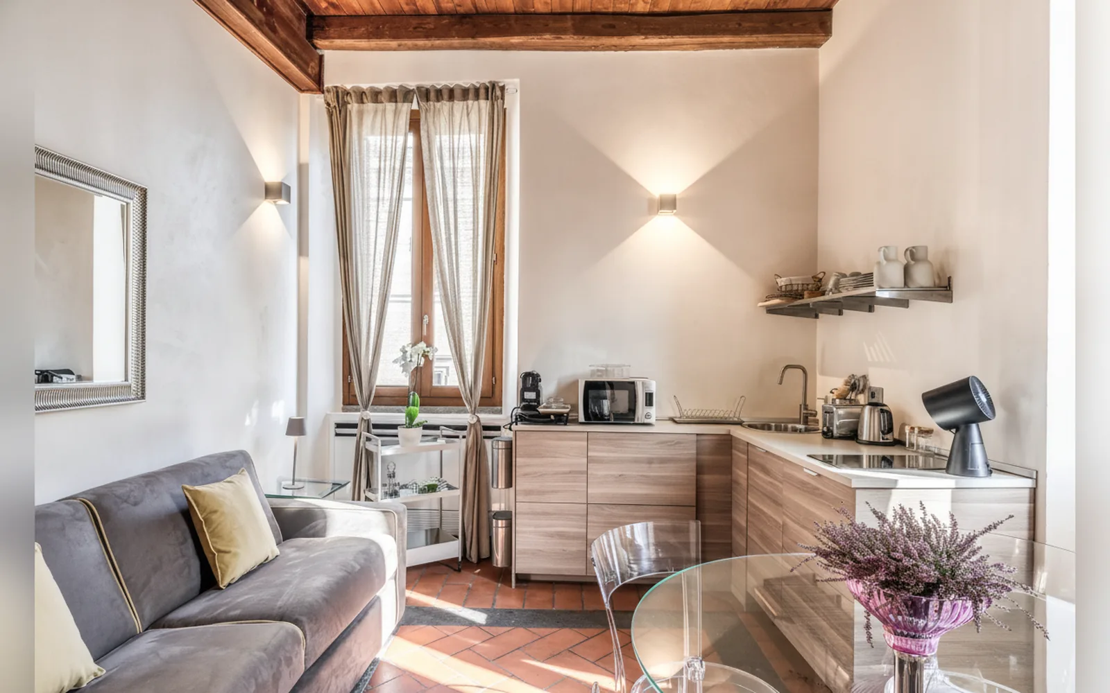 Esterni di Casa navona, Roma (Lazio) (foto 47)